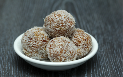 Thermomix Apricot and Coconut Balls